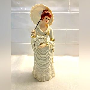 Lenox Rare Picnic in the Park figurine with parasol and original box and COA